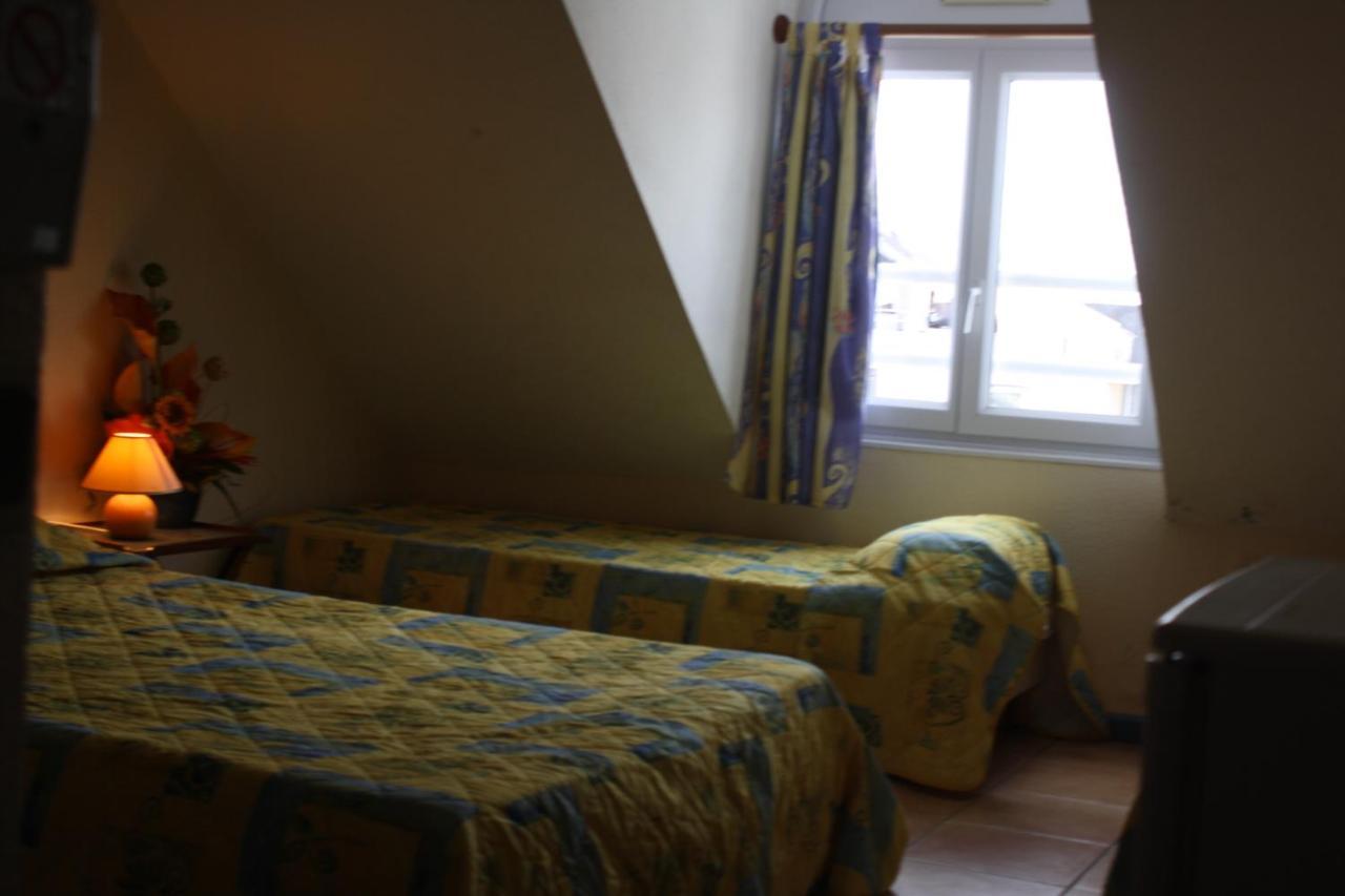Hotel Saint John Perse ปวงต์-ตา-ปิตร์ ภายนอก รูปภาพ